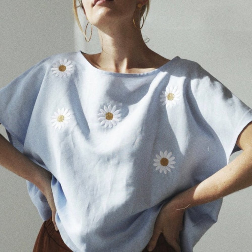 Blue Daisy Shirt from noemiah (XS/S)